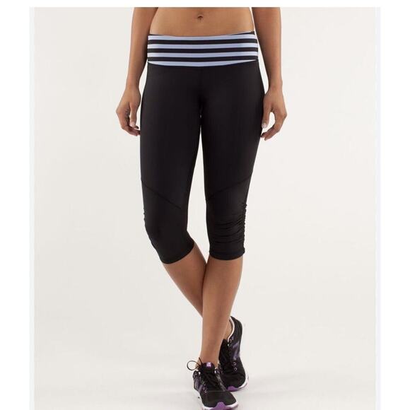 Lululemon Crop 4 black Polar Haze Black Sea Stripe Continuous Drawstring Waist  - Picture 1 of 13